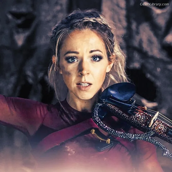 Lindsey Stirling photo 11 of 508