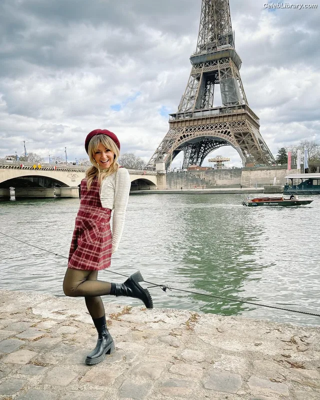 Lindsey Stirling photo 14 of 508