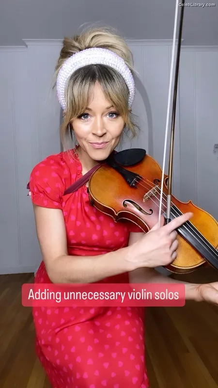 Lindsey Stirling photo 23 of 508