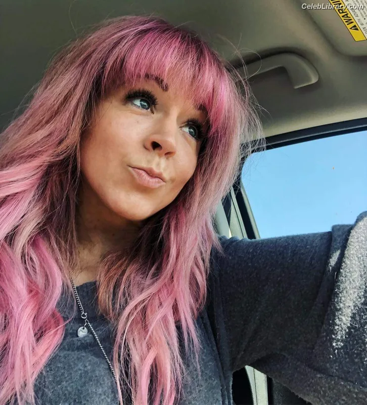 Lindsey Stirling photo 17 of 508