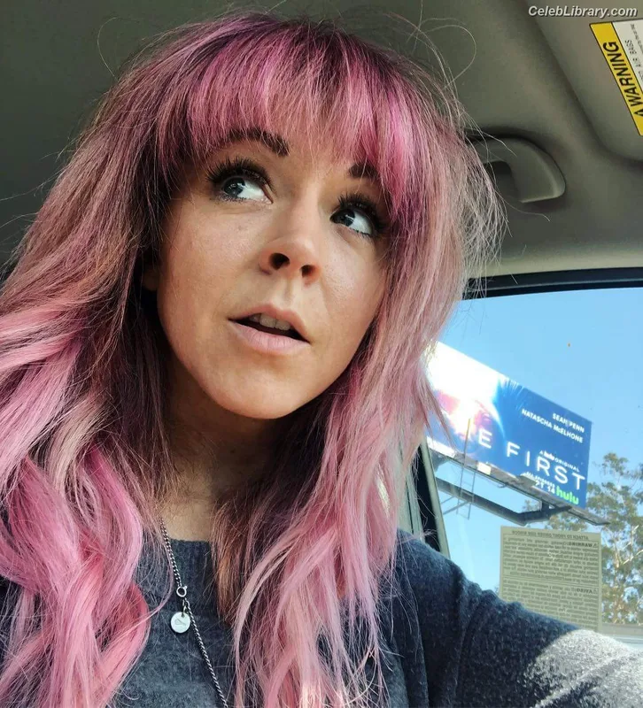 Lindsey Stirling photo 18 of 508