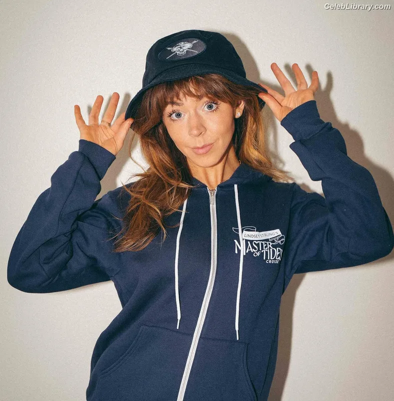 Lindsey Stirling photo 19 of 508