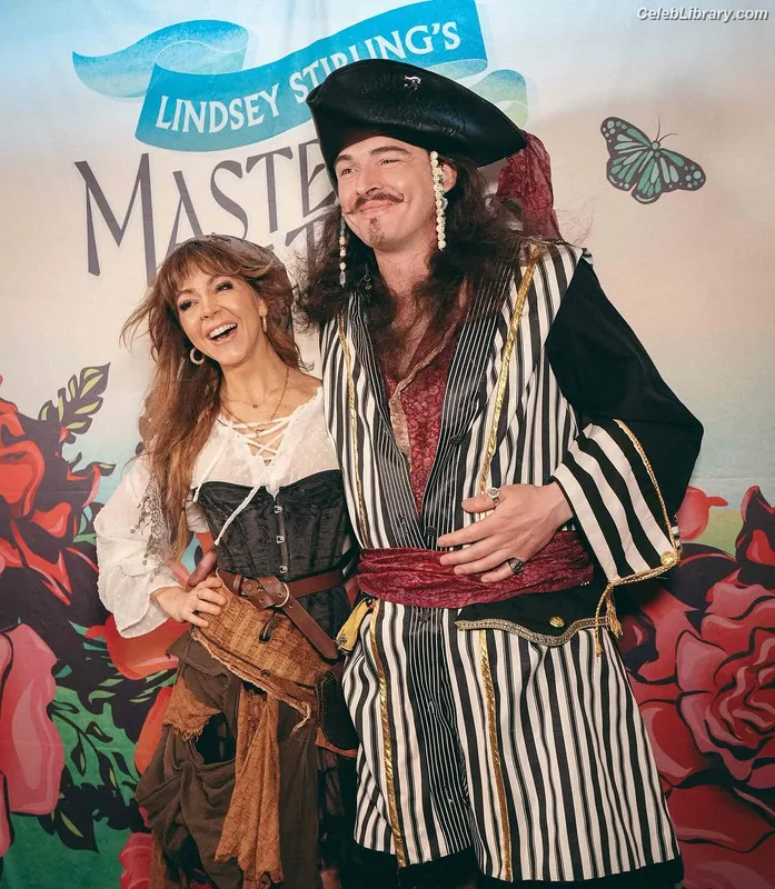 Lindsey Stirling photo 17 of 508