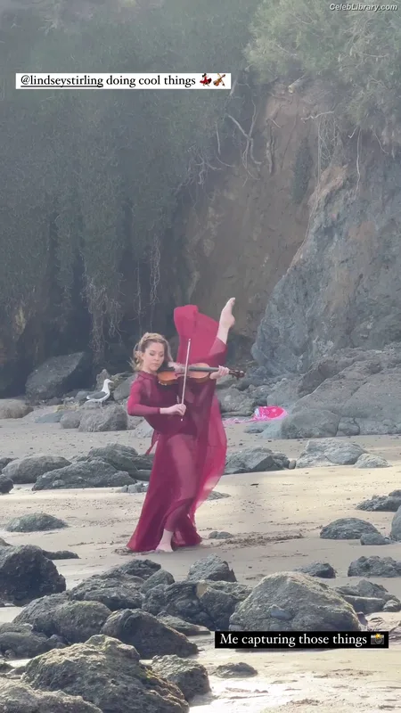 Lindsey Stirling photo 14 of 508