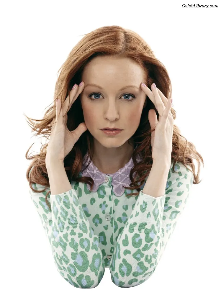 Lindy Booth photo 8 of 91