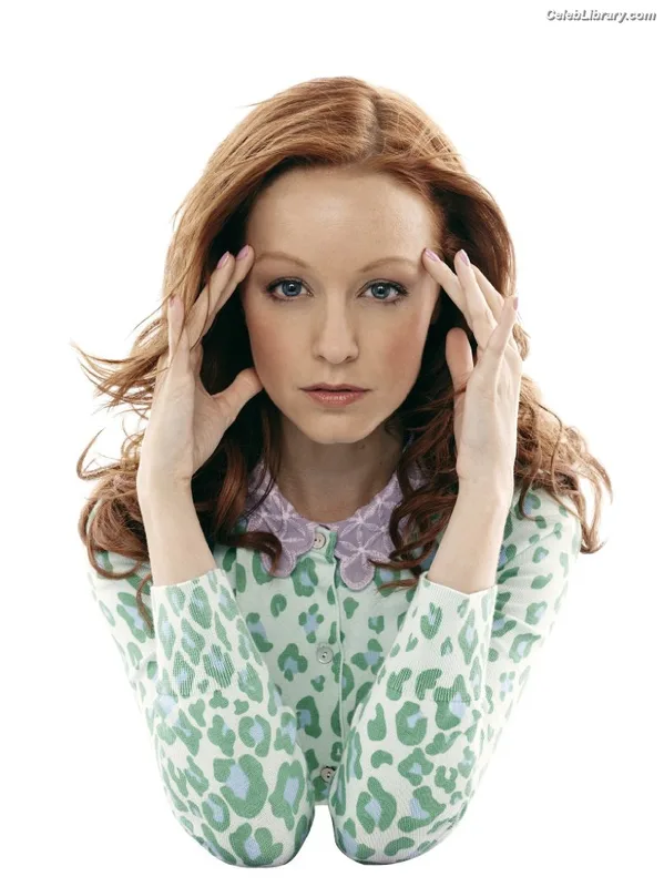 Lindy Booth photo 8 of 92