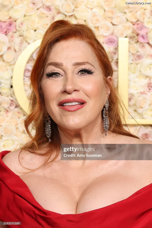 Lisa Ann Walter photo 1 of 29