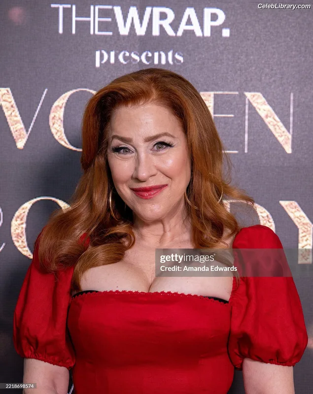Lisa Ann Walter photo 8 of 29