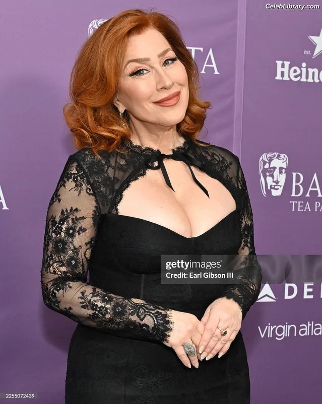 Lisa Ann Walter photo 10 of 29