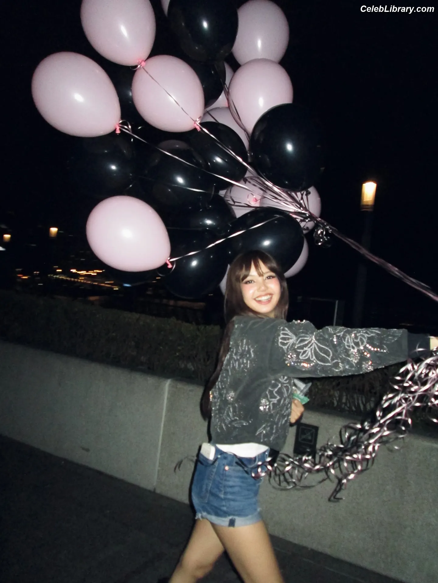 Lisa BLΛƆKPIИK (Blackpink) photo 14 of 6182
