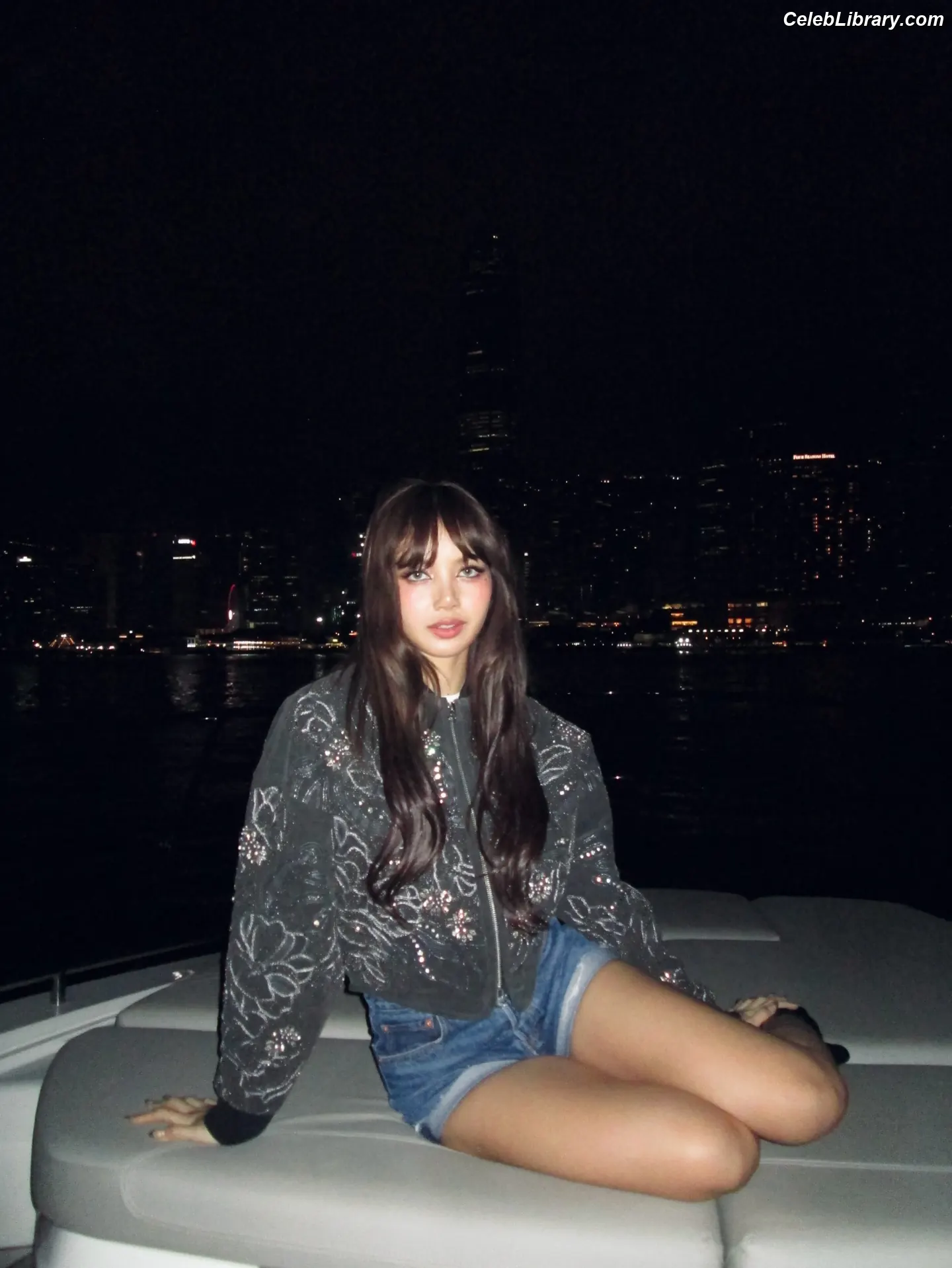 Lisa BLΛƆKPIИK (Blackpink) photo 18 of 6182