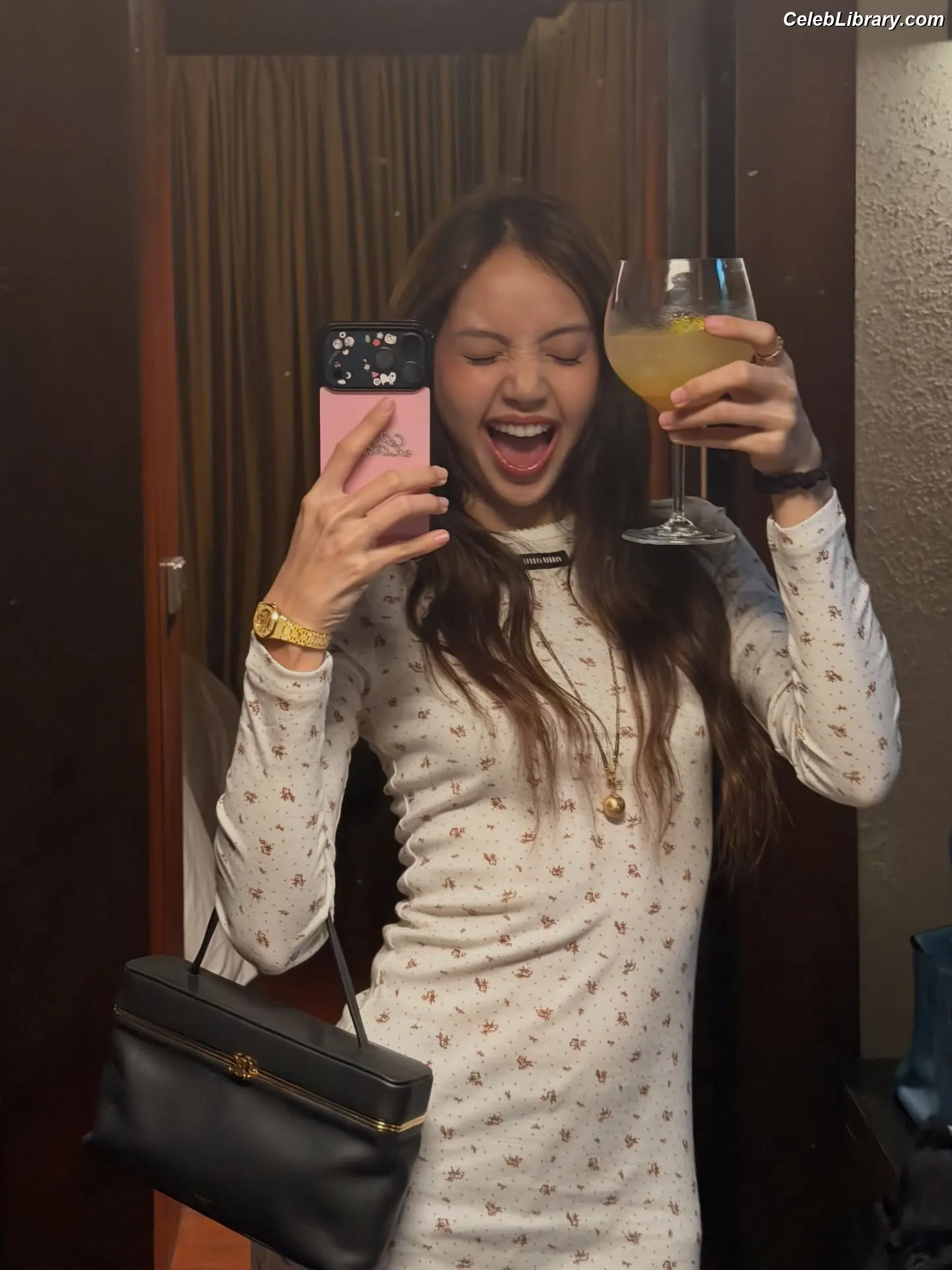 Lisa  BLΛƆKPIИK (Blackpink) photo 23 of 6182