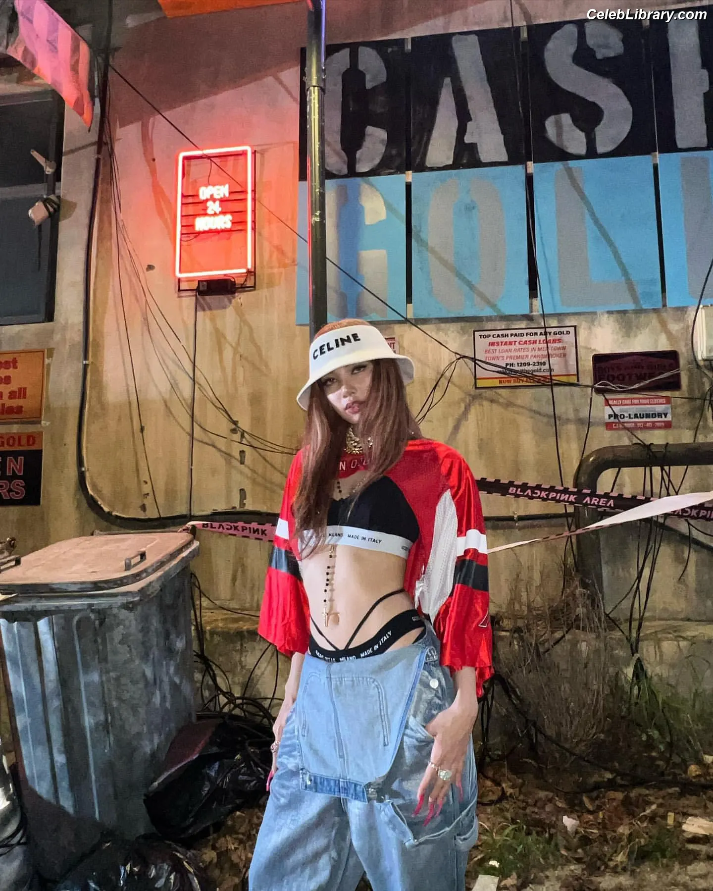 Lisa  BLΛƆKPIИK (Blackpink) photo 4 of 6182