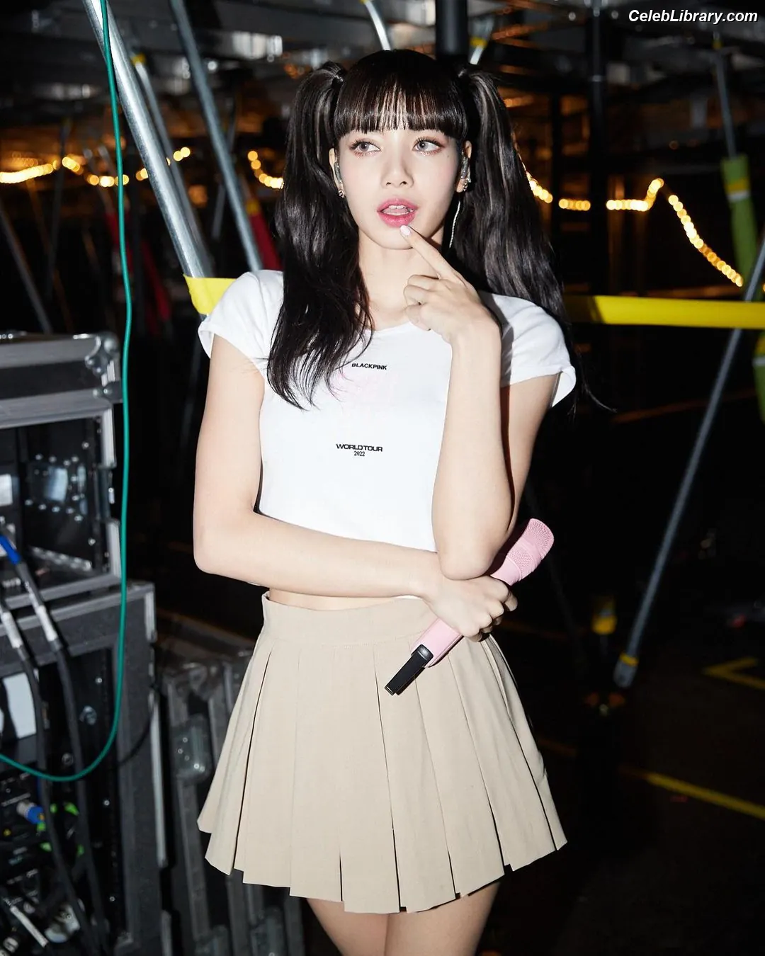 Lisa  BLΛƆKPIИK (Blackpink) photo 10 of 6182