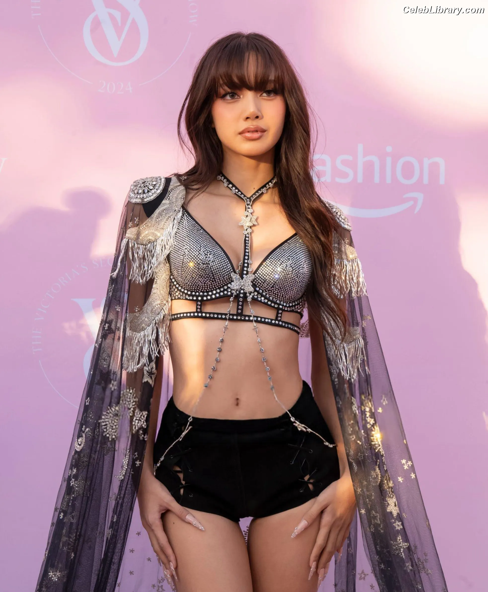 Lisa  BLΛƆKPIИK (Blackpink) photo 19 of 6182