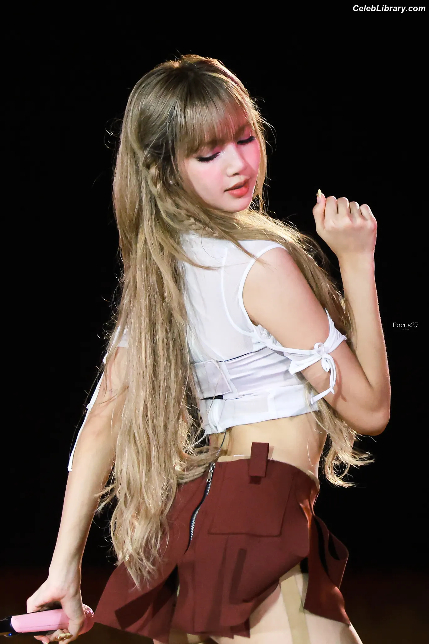 Lisa  BLΛƆKPIИK (Blackpink) photo 23 of 6182