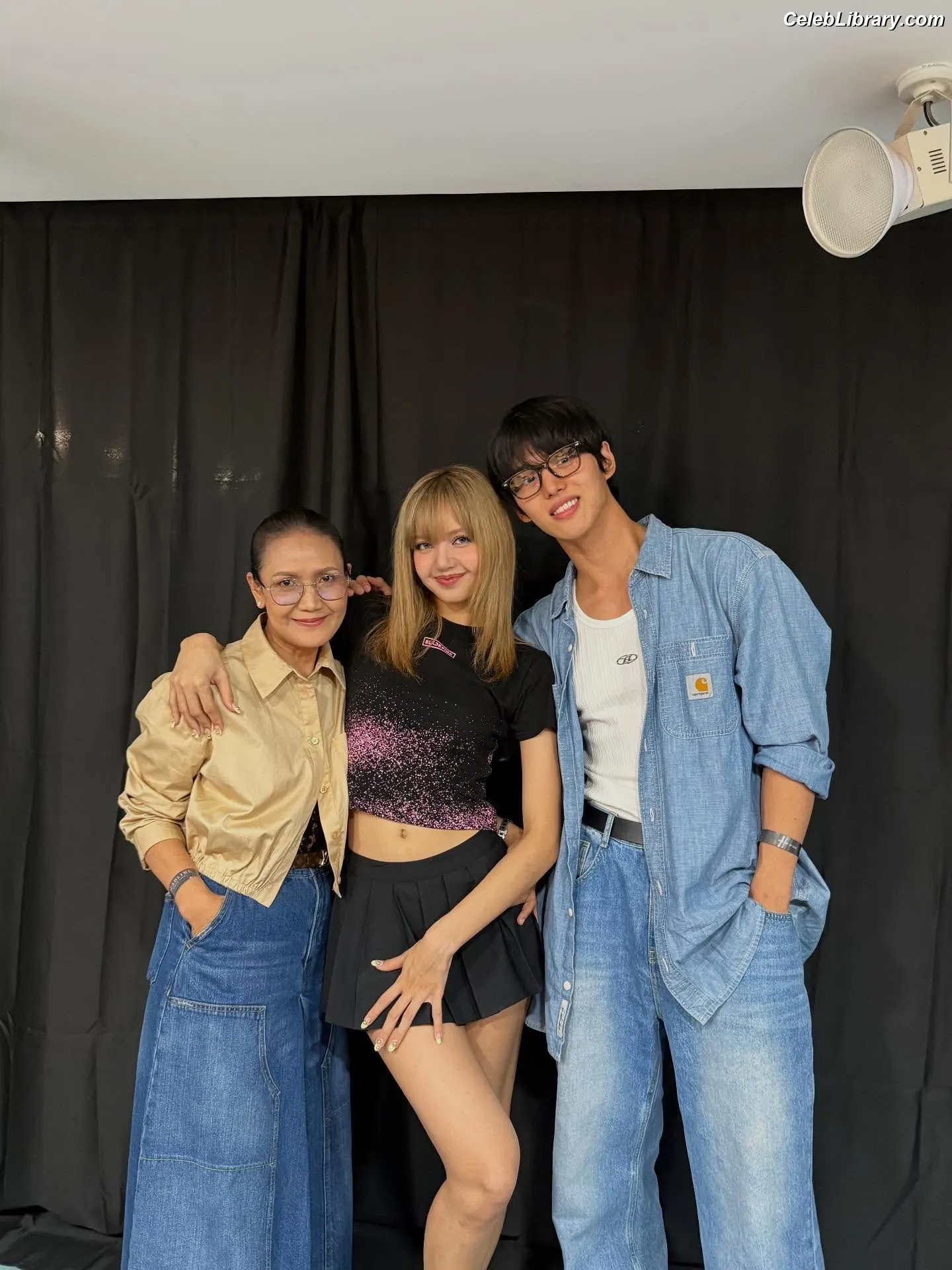 Lisa  BLΛƆKPIИK (Blackpink) photo 23 of 6182