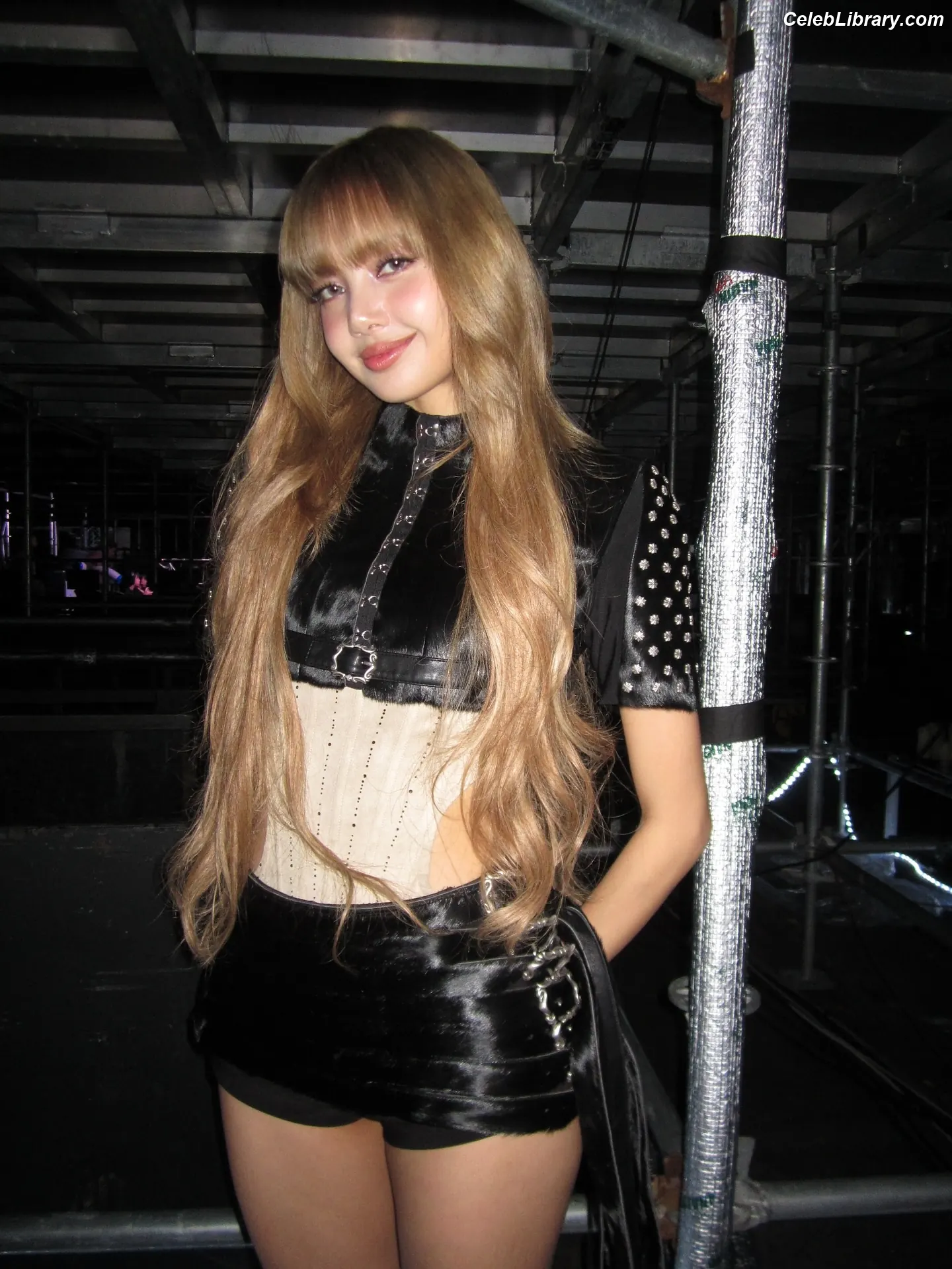 Lisa  BLΛƆKPIИK (Blackpink) photo 9 of 6182