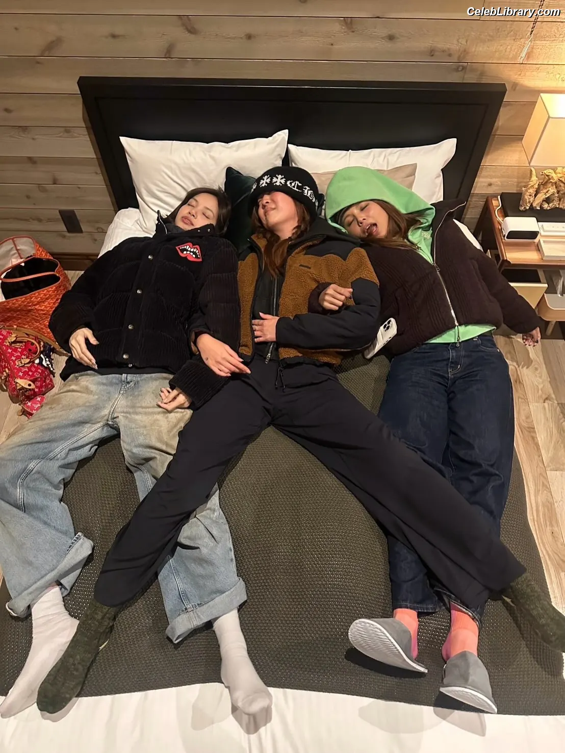 Lisa  BLΛƆKPIИK (Blackpink) photo 2 of 6182