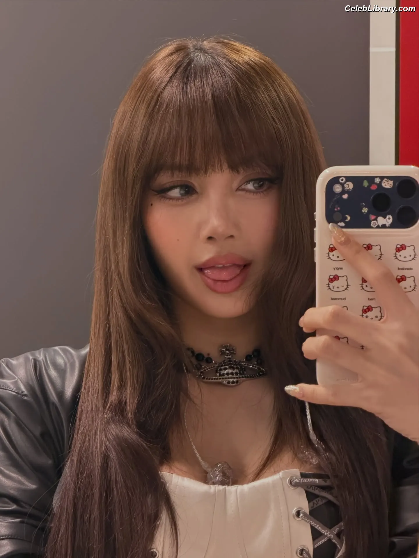 Lisa  BLΛƆKPIИK (Blackpink) photo 3 of 6182