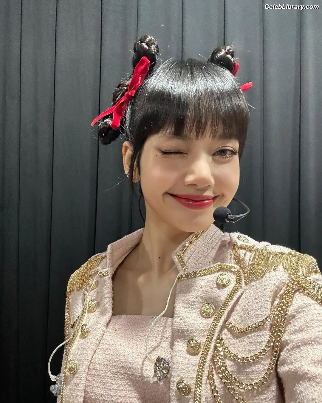 Lisa BLΛƆKPIИK (Blackpink) photo 23 of 6182
