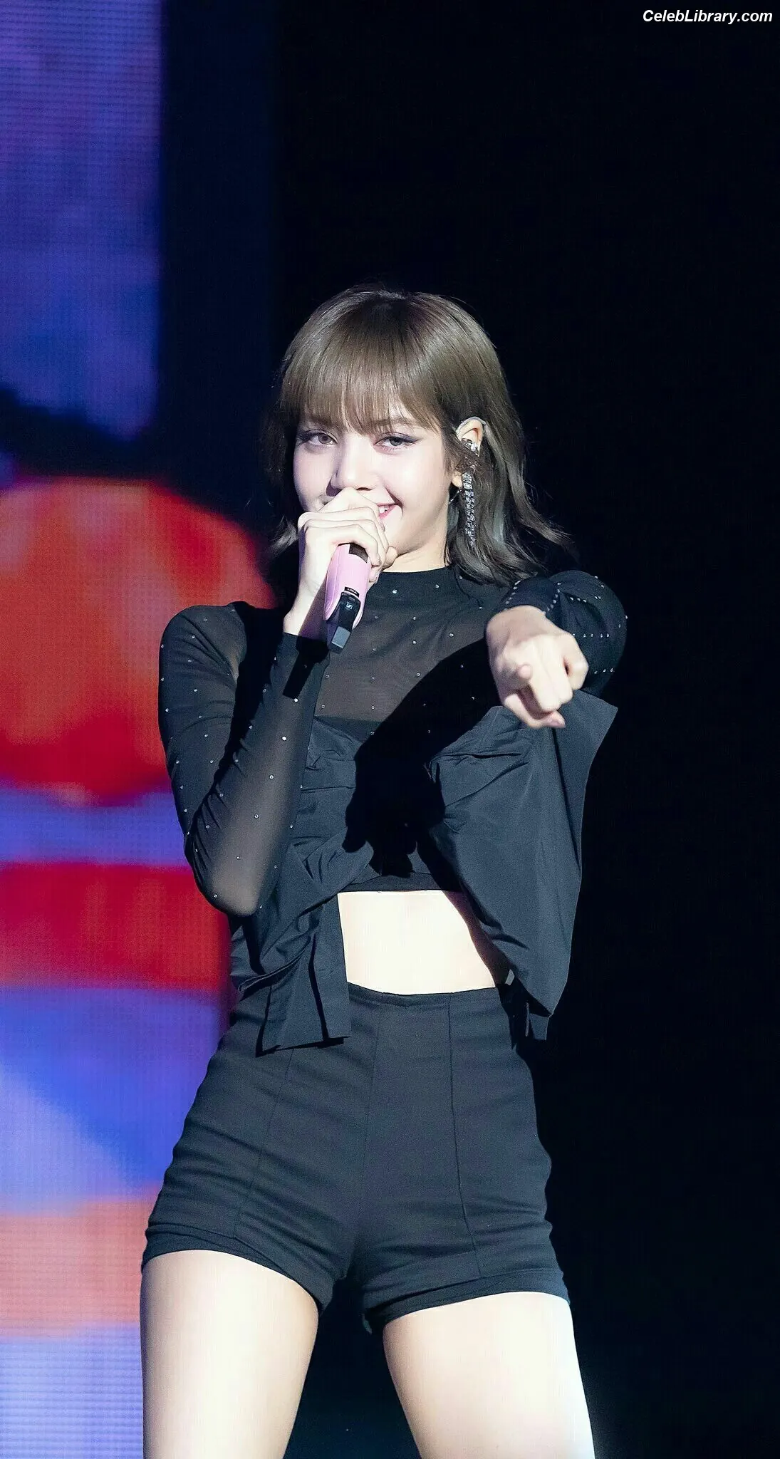 Lisa BLΛƆKPIИK (Blackpink) photo 5 of 6182