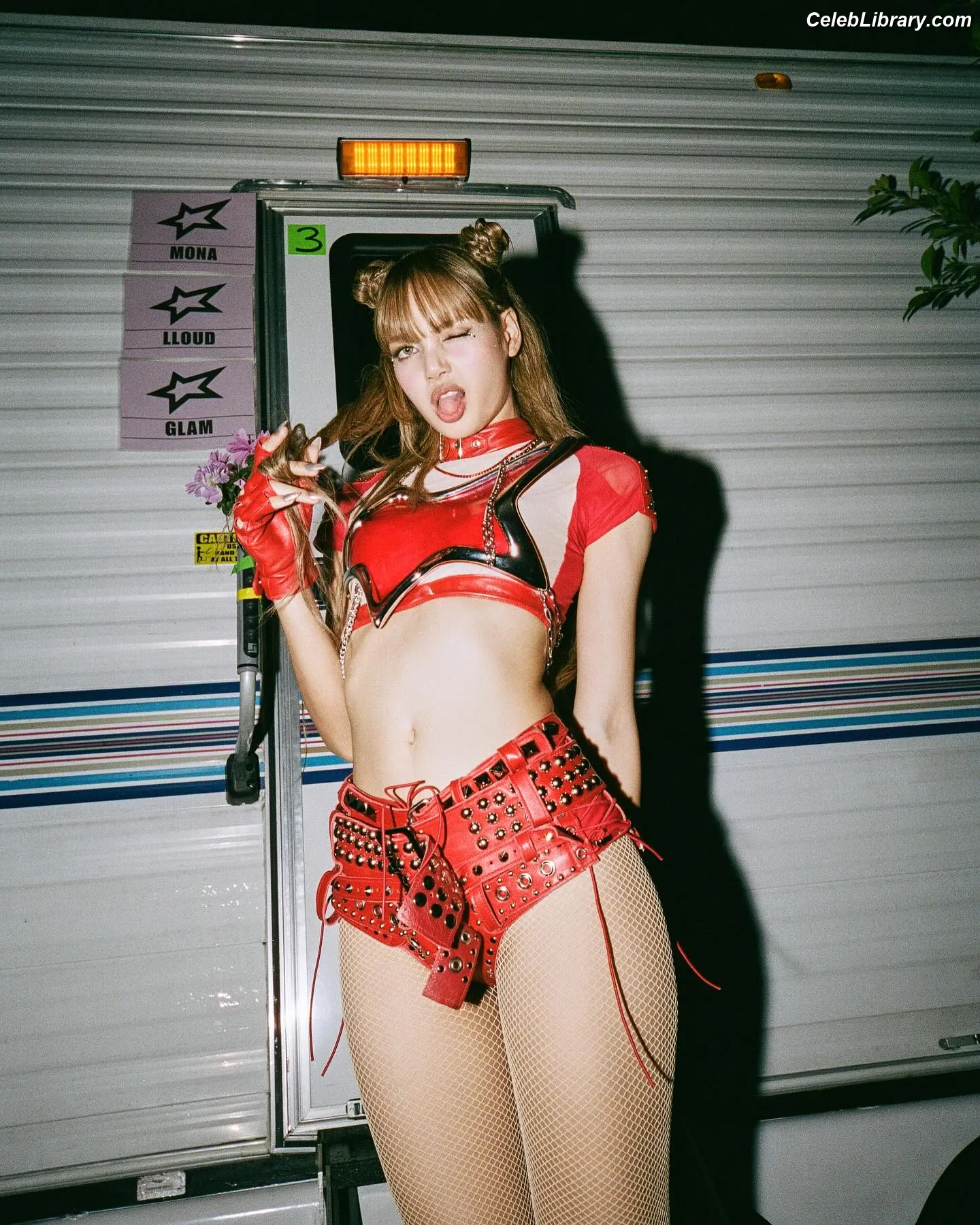 Lisa BLΛƆKPIИK (Blackpink) photo 17 of 6182