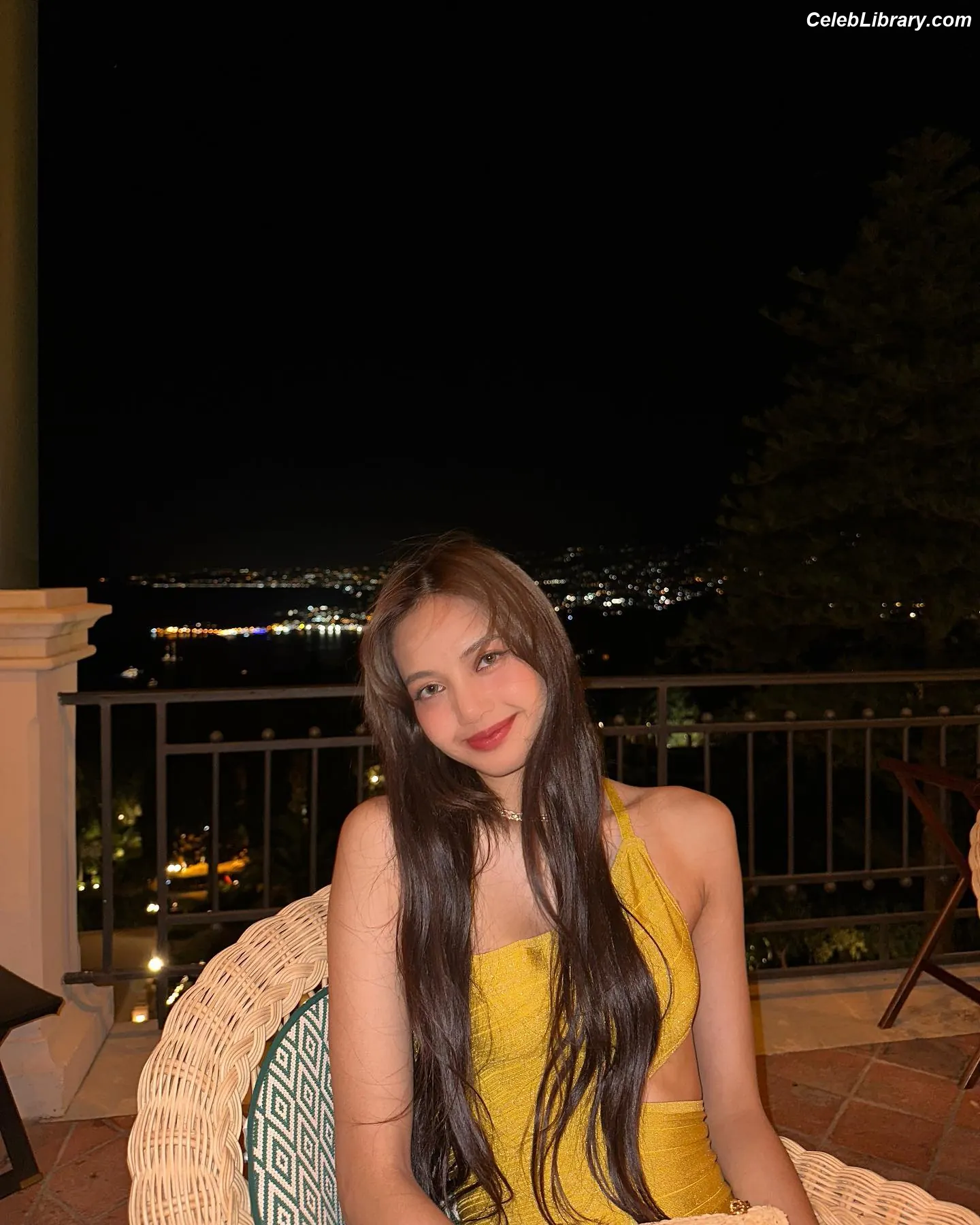 Lisa  BLΛƆKPIИK (Blackpink) photo 10 of 6182