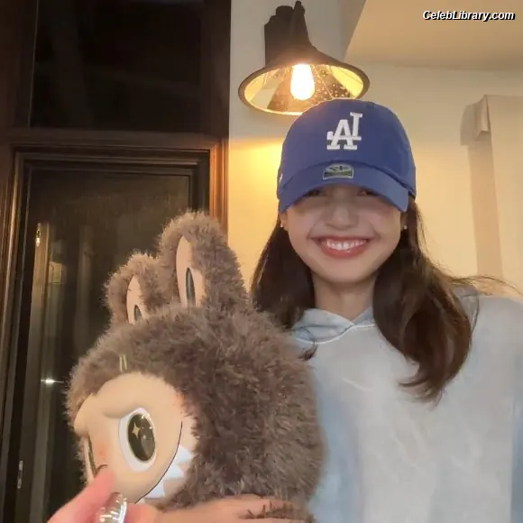 Lisa  BLΛƆKPIИK (Blackpink) photo 19 of 6182
