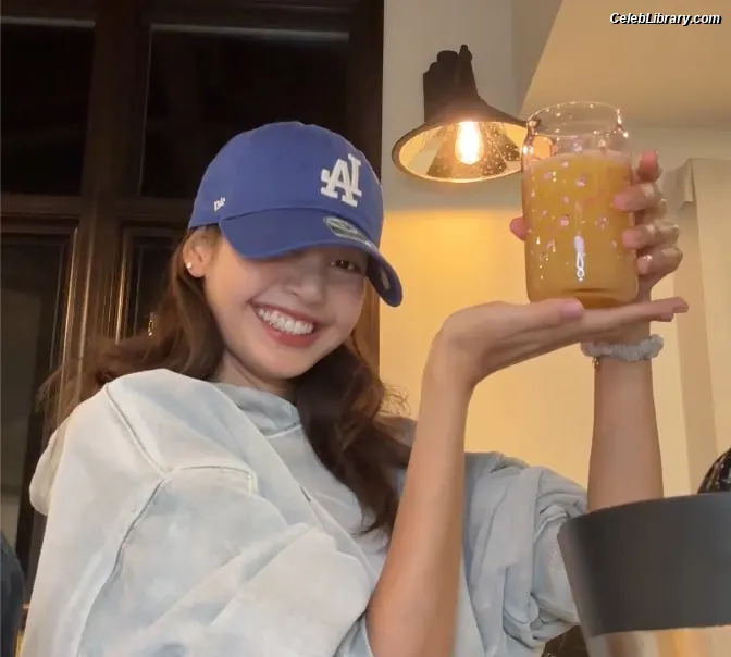 Lisa  BLΛƆKPIИK (Blackpink) photo 24 of 6182