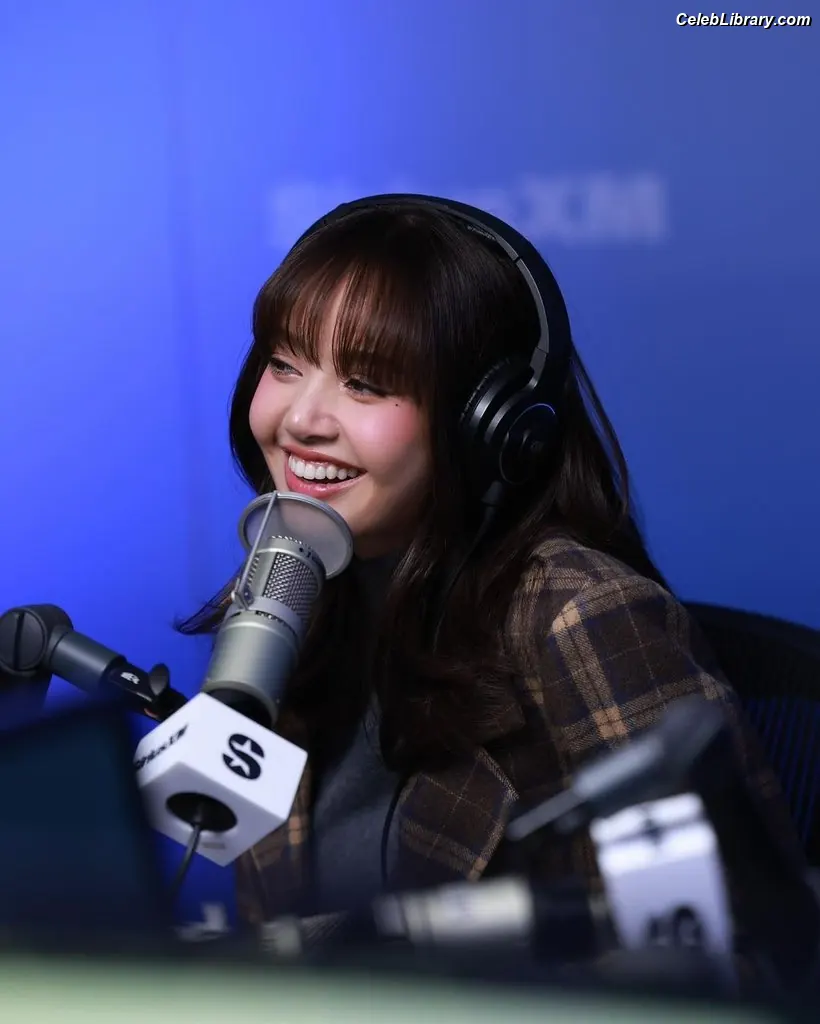 Lisa BLΛƆKPIИK (Blackpink) photo 3 of 6182