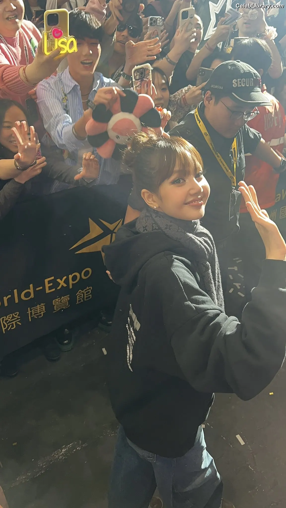 Lisa  BLΛƆKPIИK (Blackpink) photo 18 of 6182