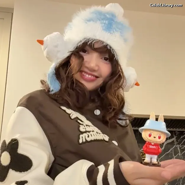 Lisa  BLΛƆKPIИK (Blackpink) photo 10 of 6182