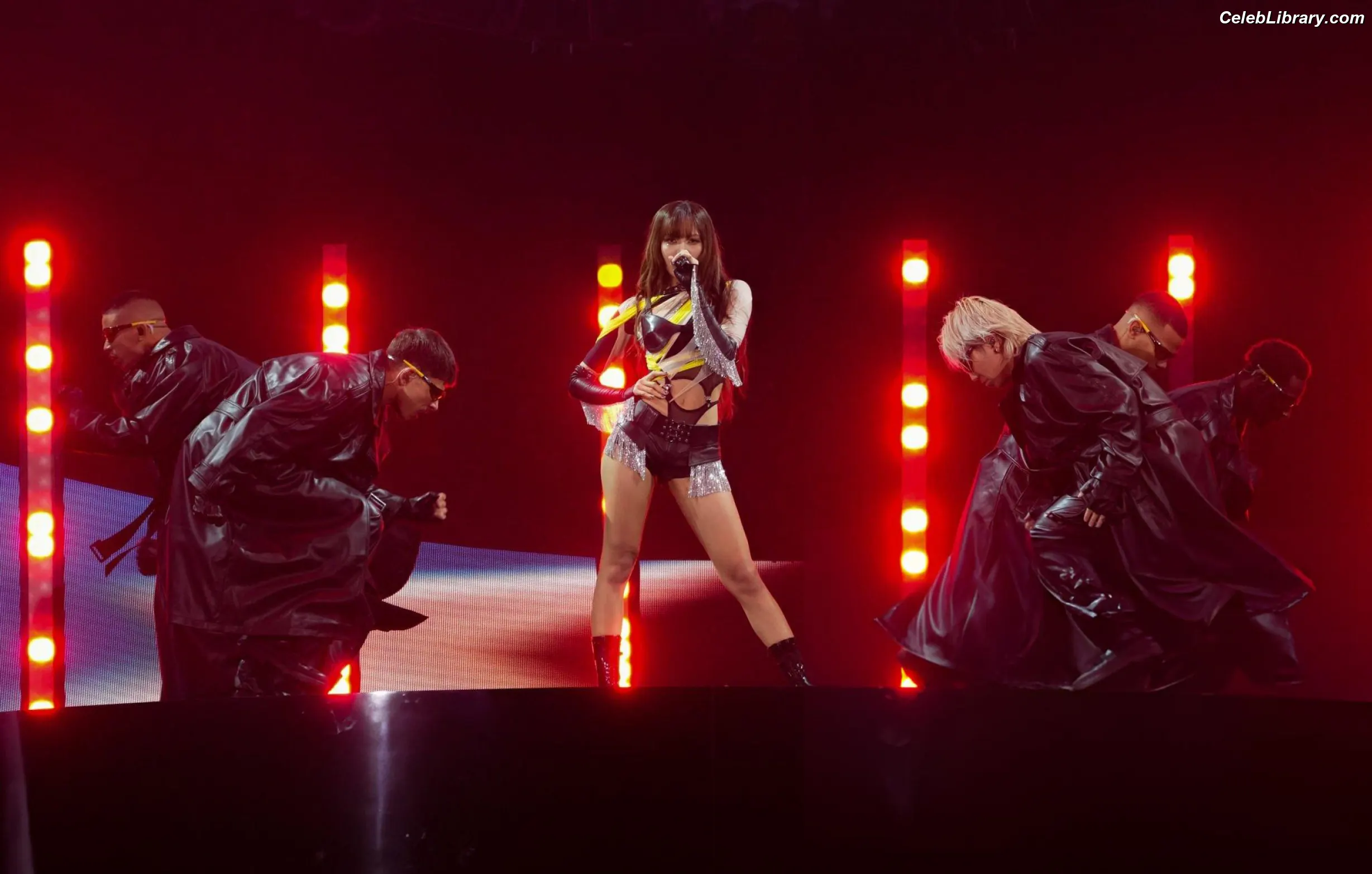 Lisa BLΛƆKPIИK (Blackpink) photo 5 of 6182