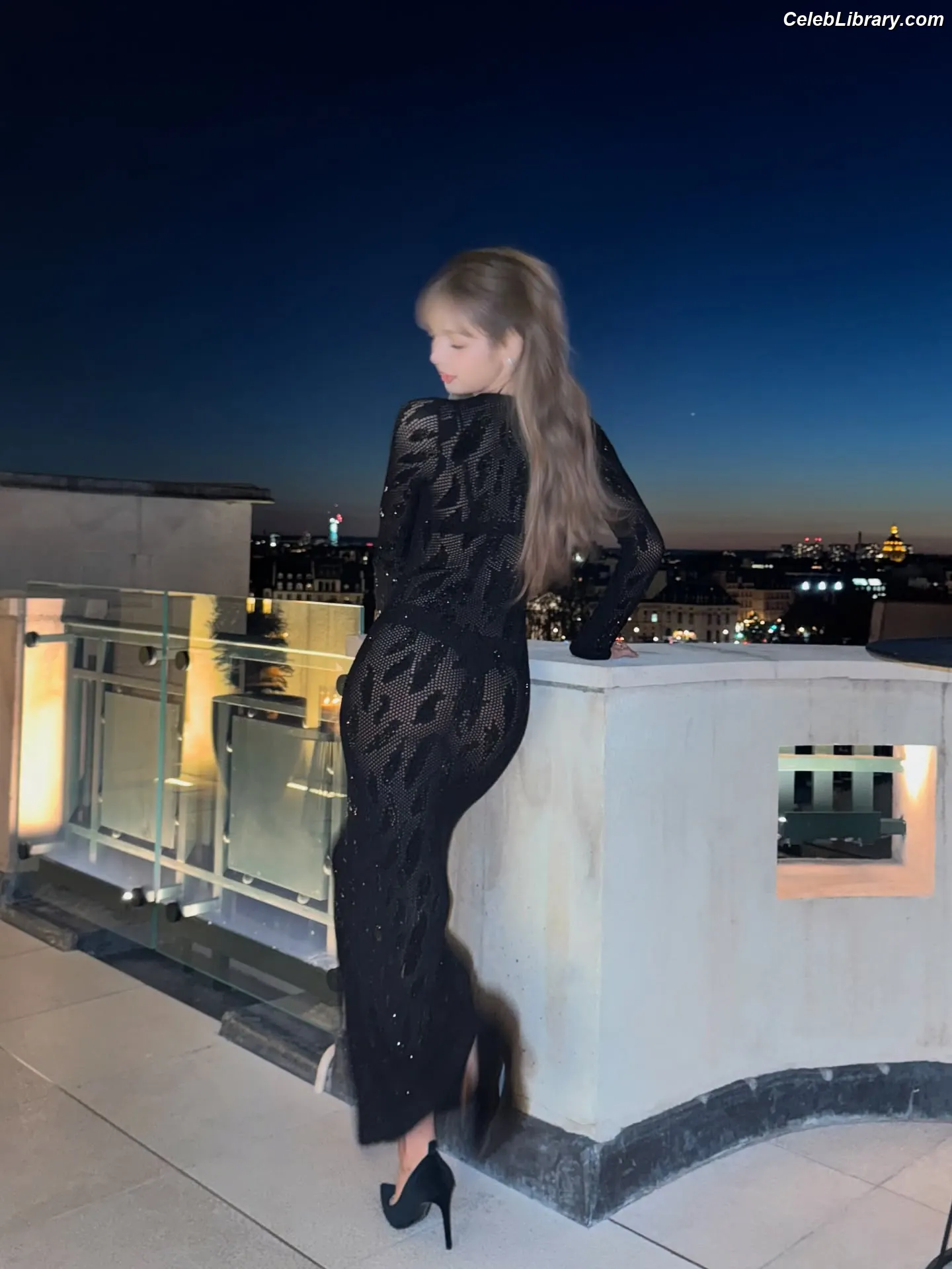 Lisa BLΛƆKPIИK (Blackpink) photo 2 of 6182