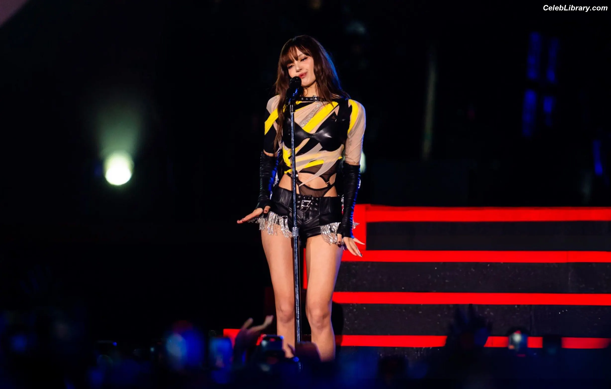 Lisa BLΛƆKPIИK (Blackpink) photo 1 of 6182