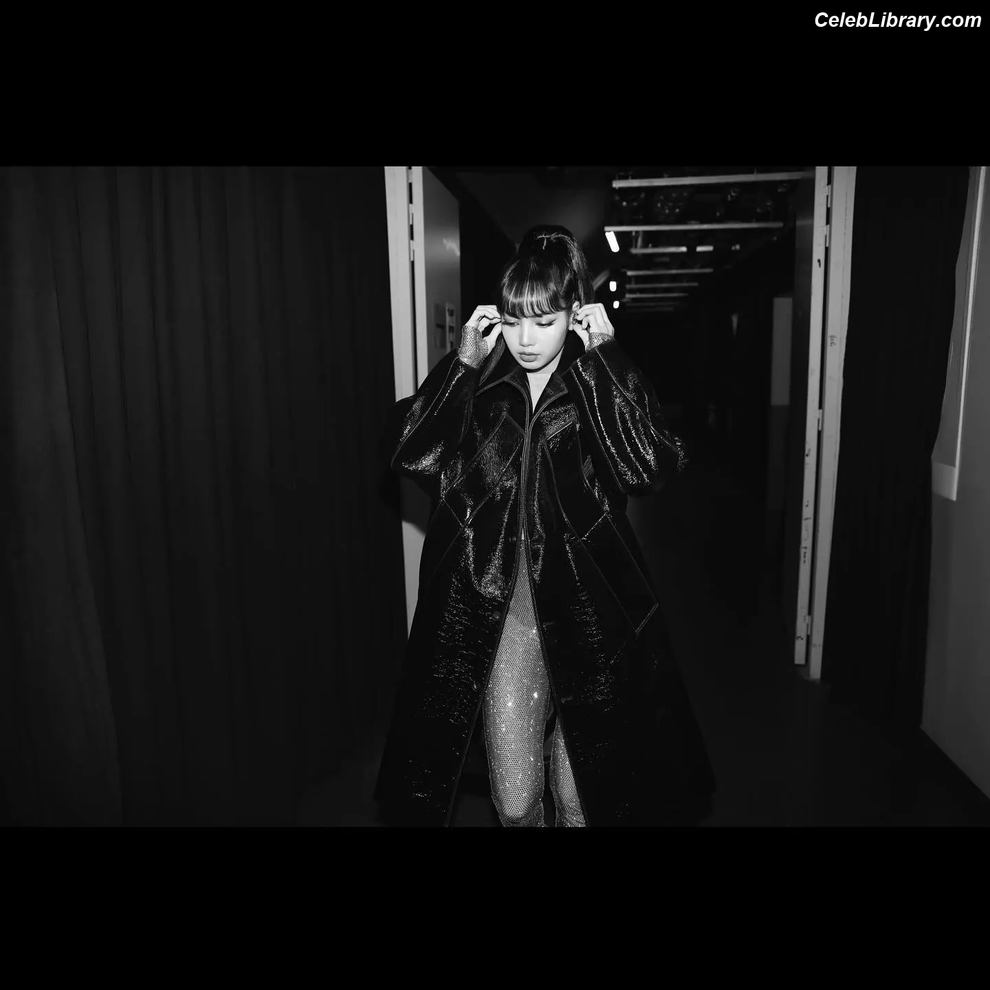 Lisa BLΛƆKPIИK (Blackpink) photo 2 of 6182