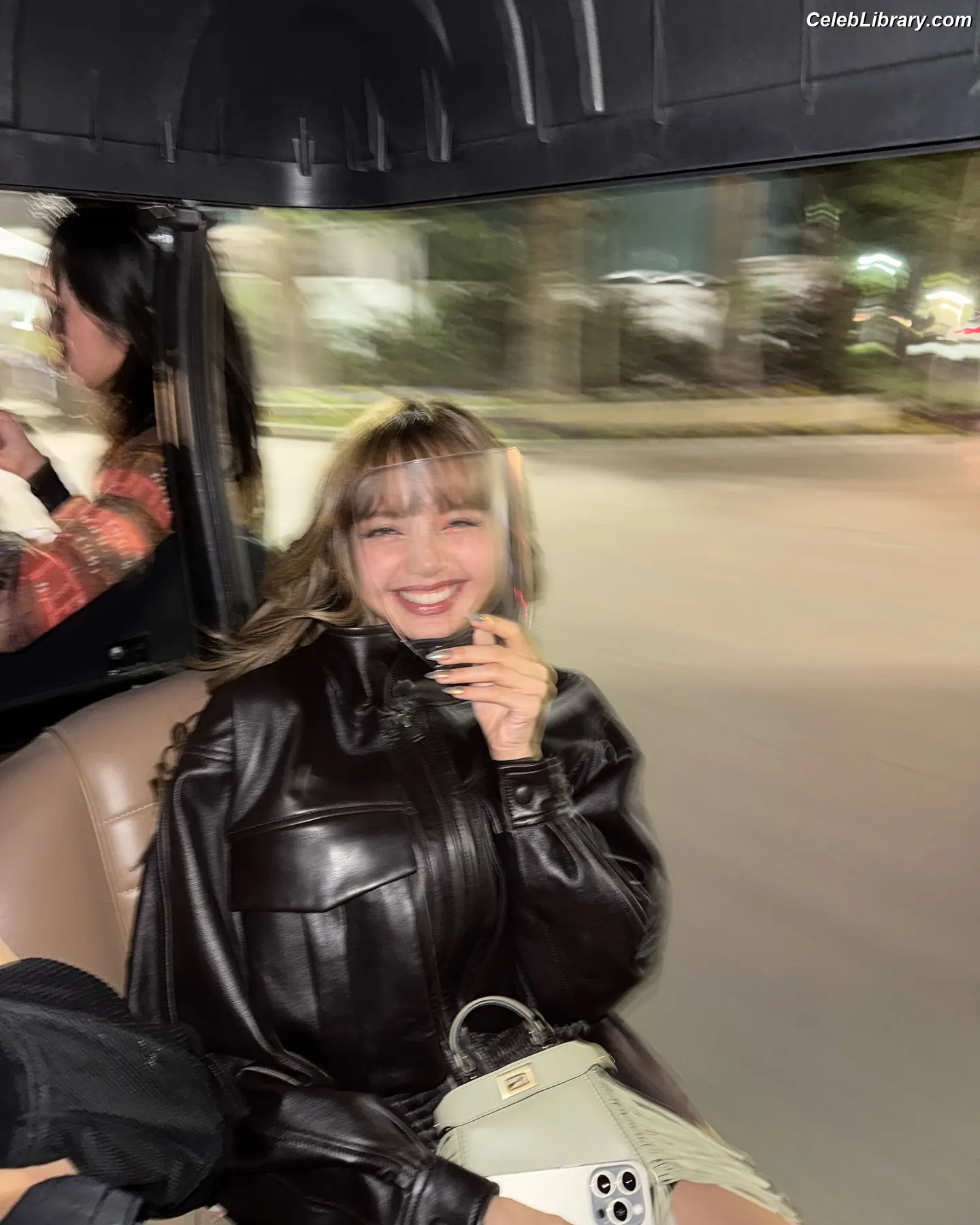 Lisa BLΛƆKPIИK (Blackpink) photo 1 of 6182