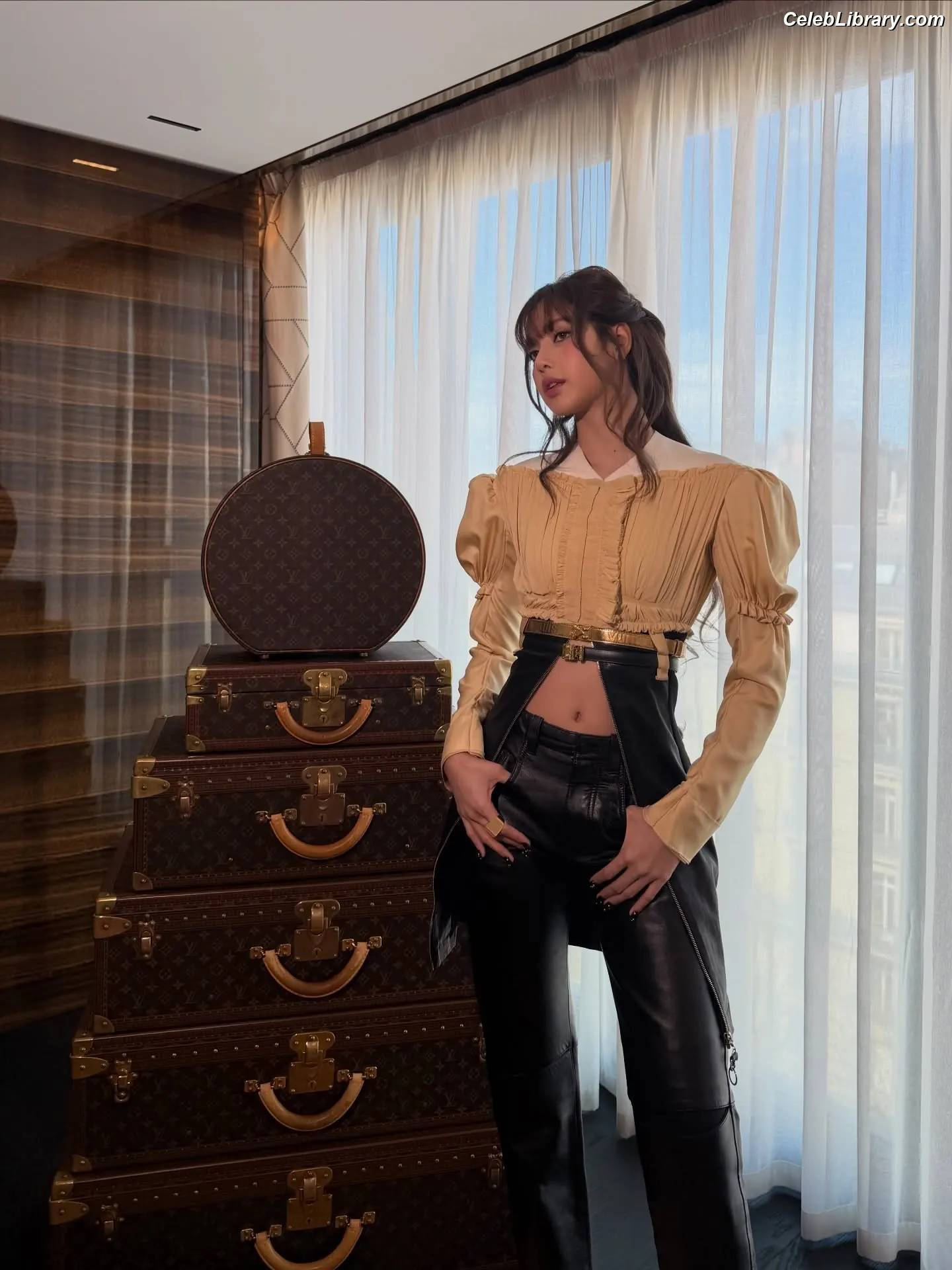 Lisa  BLΛƆKPIИK (Blackpink) photo 4 of 6182