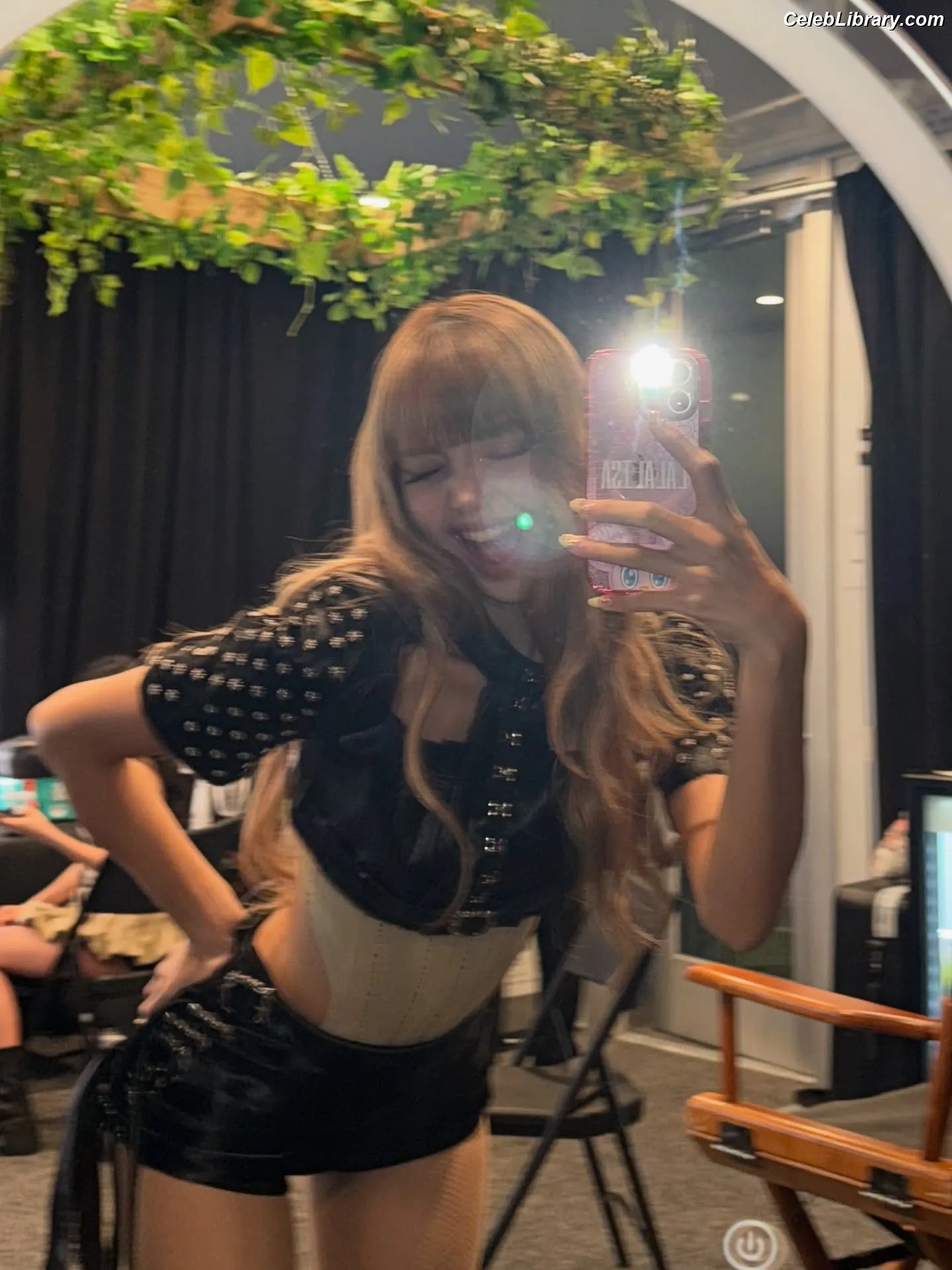 Lisa BLΛƆKPIИK (Blackpink) photo 6 of 6182