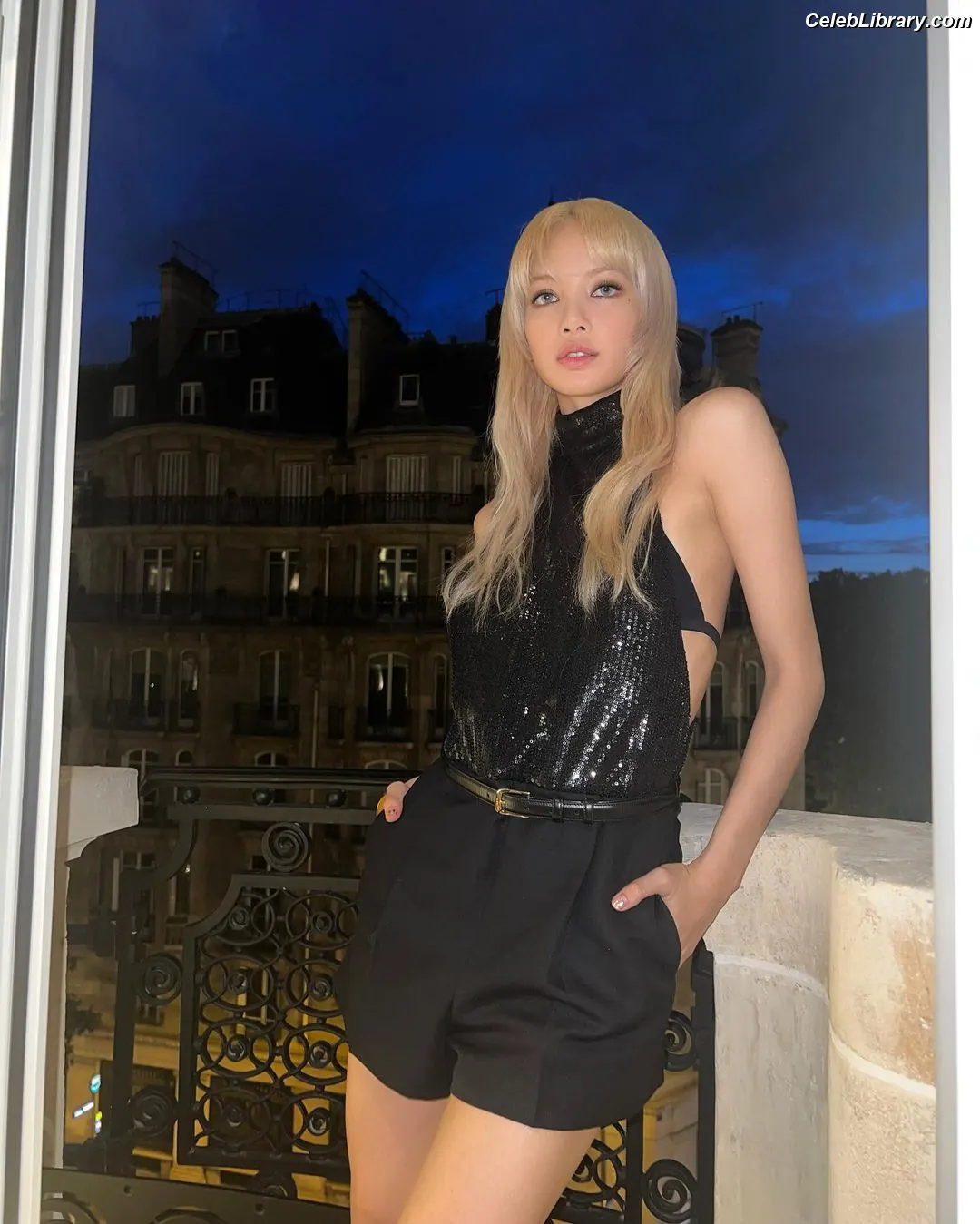 Lisa BLΛƆKPIИK (Blackpink) photo 16 of 6182