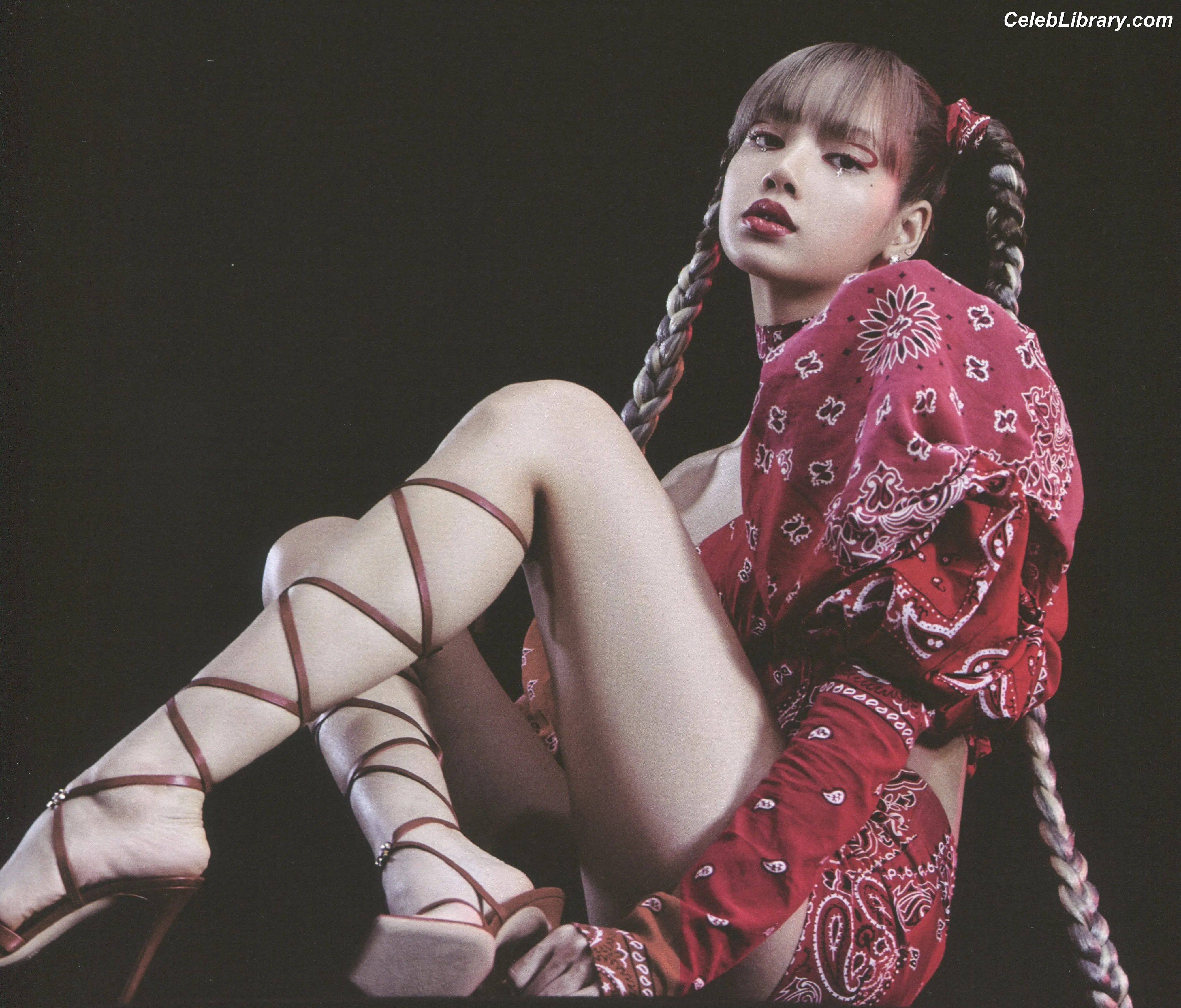 Lisa BLΛƆKPIИK (Blackpink) photo 9 of 6182