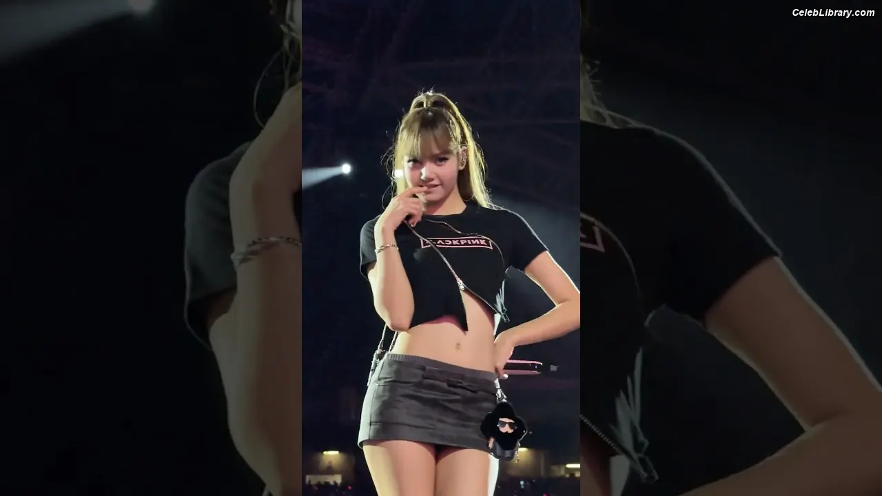 Lisa BLΛƆKPIИK (Blackpink) photo 6 of 6182