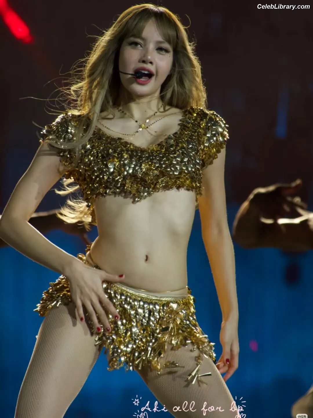 Lisa BLΛƆKPIИK (Blackpink) photo 10 of 6182
