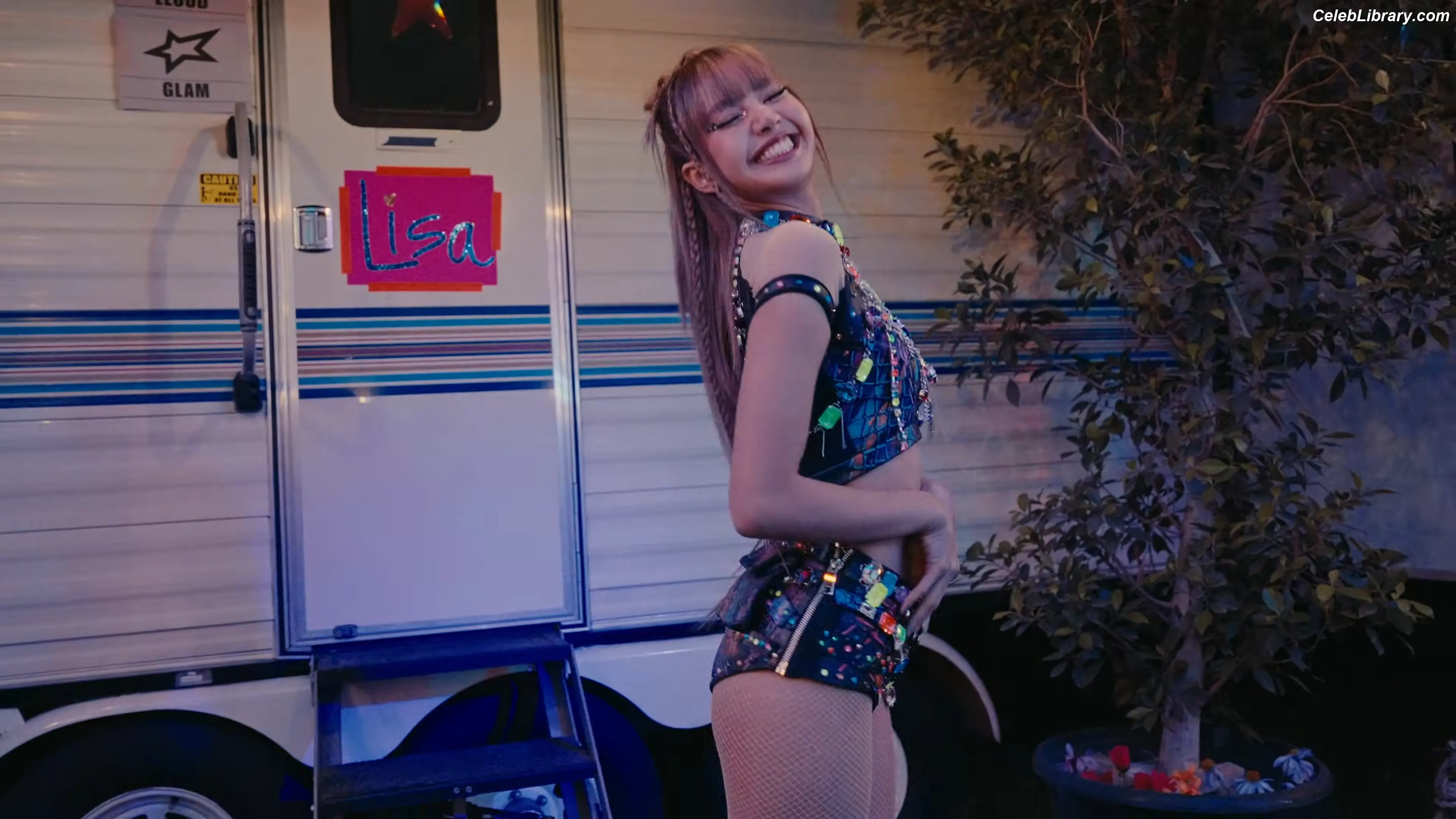 Lisa BLΛƆKPIИK (Blackpink) photo 10 of 6182