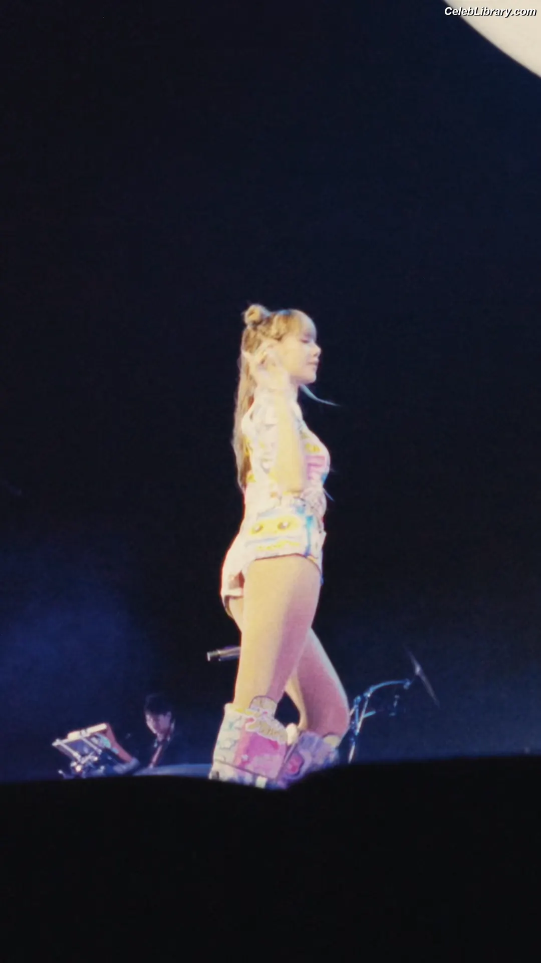 Lisa  BLΛƆKPIИK (Blackpink) photo 23 of 6182