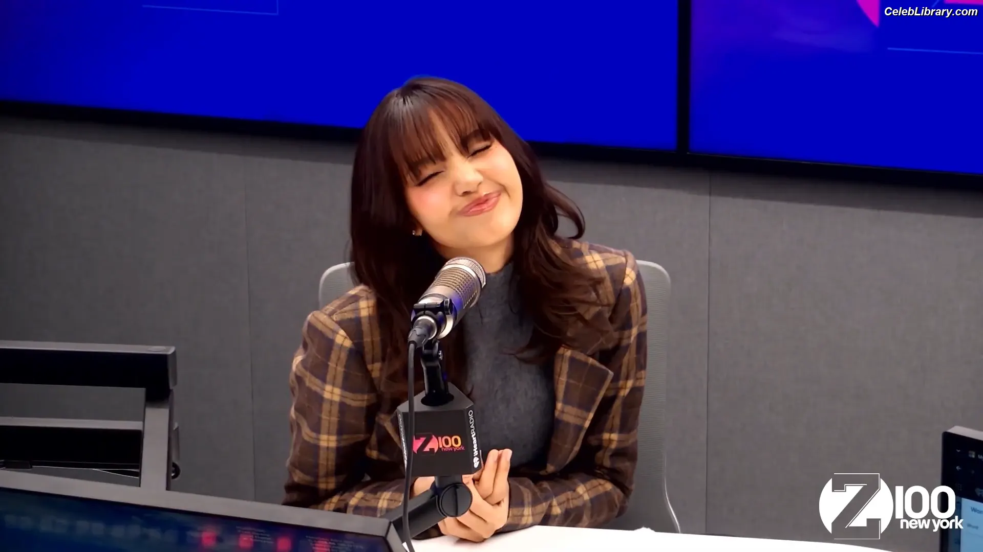 Lisa BLΛƆKPIИK (Blackpink) photo 13 of 6182