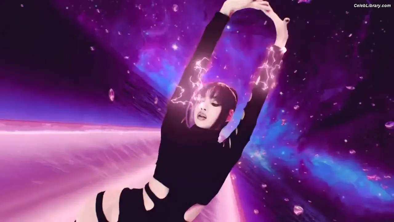 Lisa  BLΛƆKPIИK (Blackpink) photo 7 of 6182