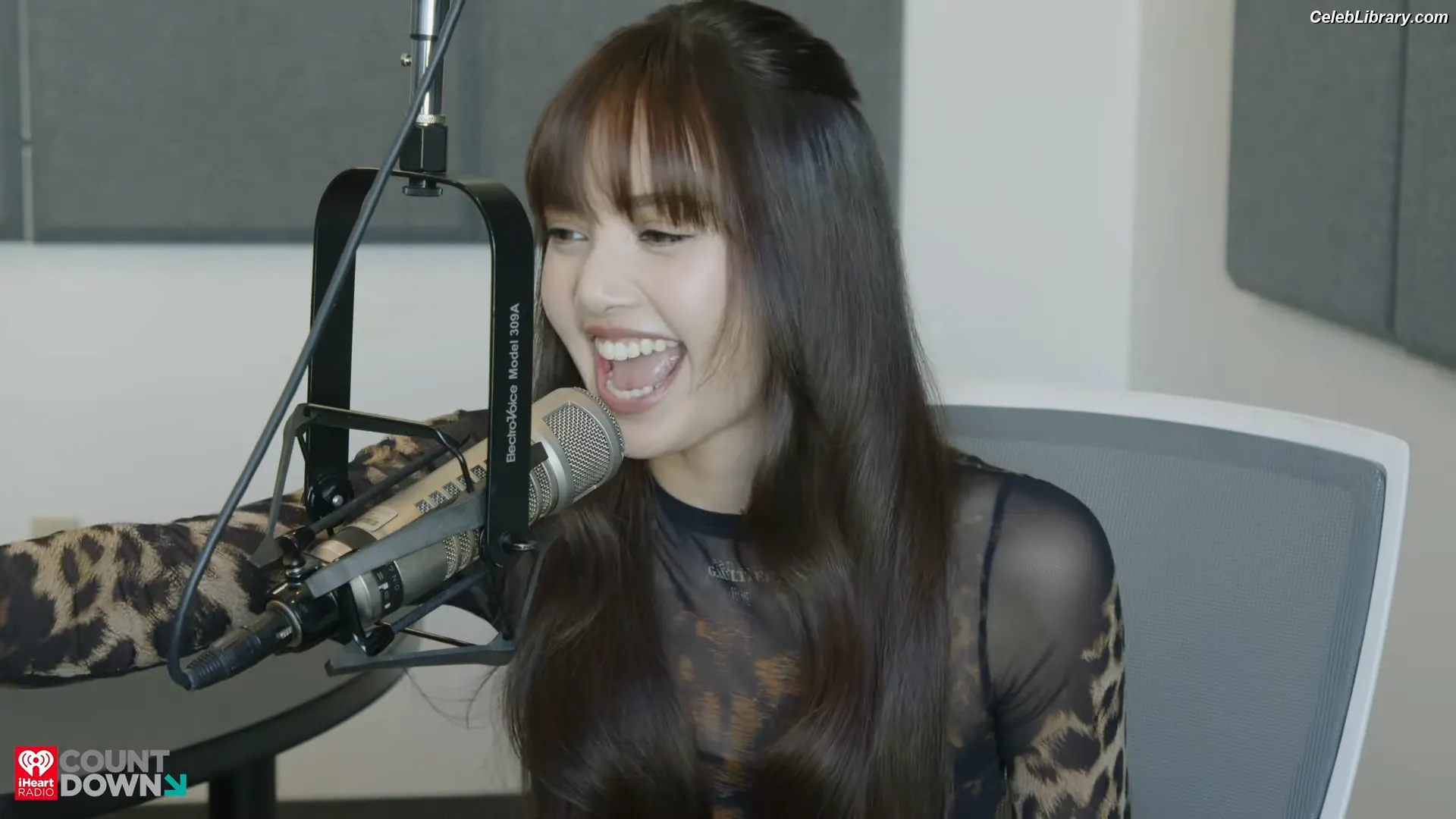 Lisa  BLΛƆKPIИK (Blackpink) photo 20 of 6182