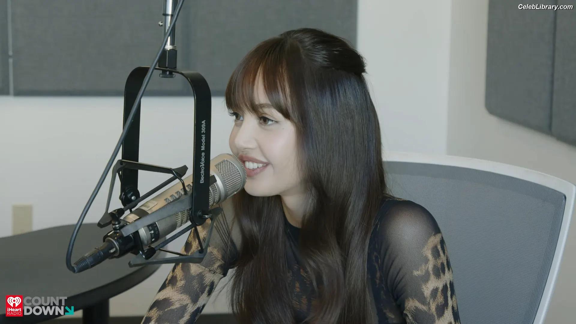 Lisa  BLΛƆKPIИK (Blackpink) photo 17 of 6182